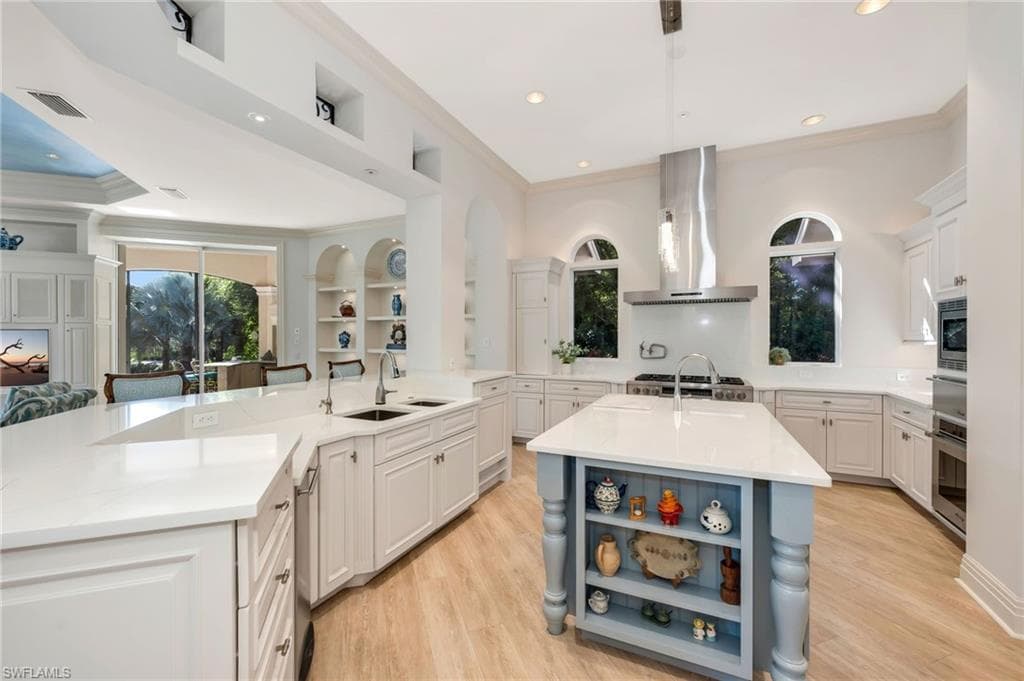 15102 Frescott Way, Naples, FL 34110-12