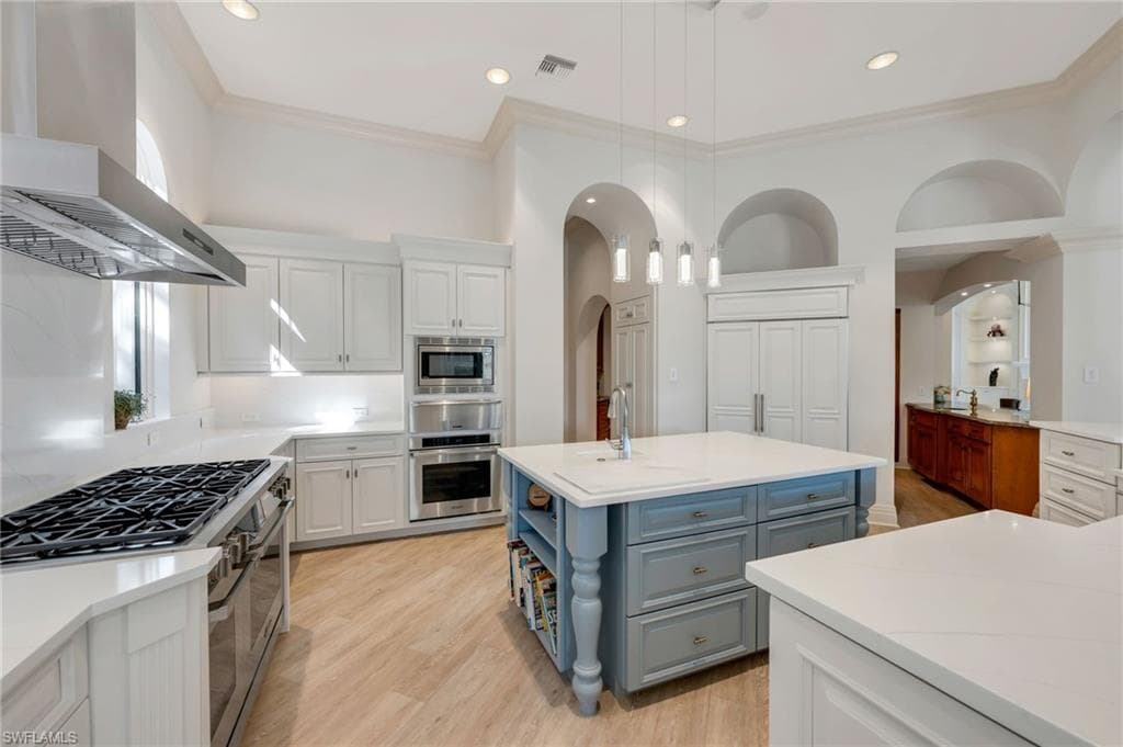 15102 Frescott Way, Naples, FL 34110-13