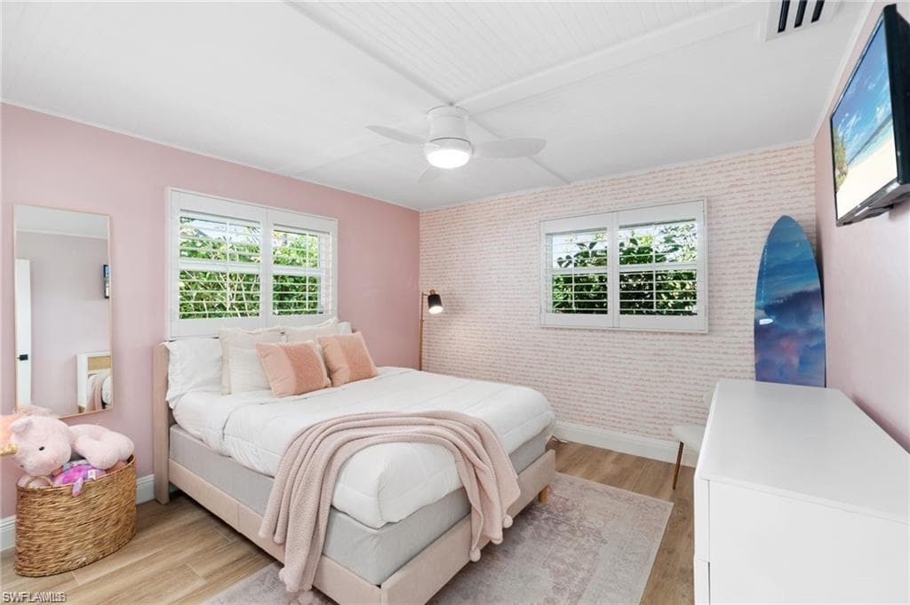 1515 Osprey Ave, Naples, FL 34102-25