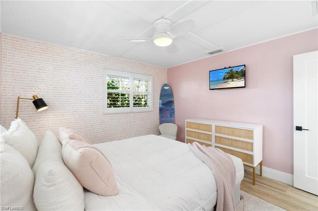 1515 Osprey Ave, Naples, FL 34102-26