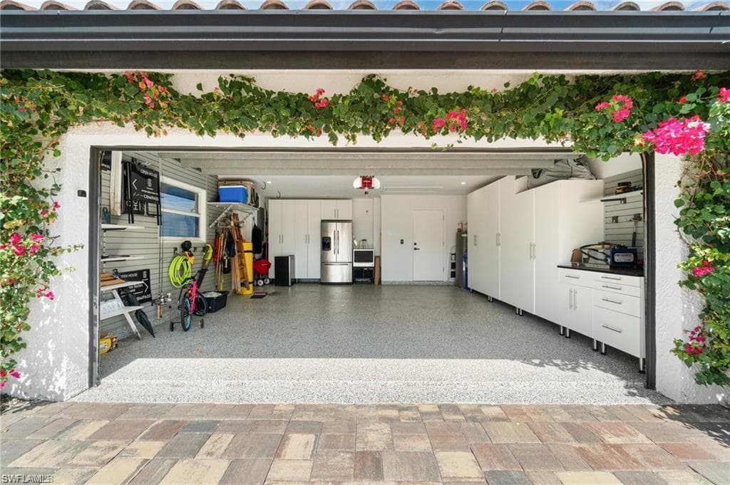 1515 Osprey Ave, Naples, FL 34102-29