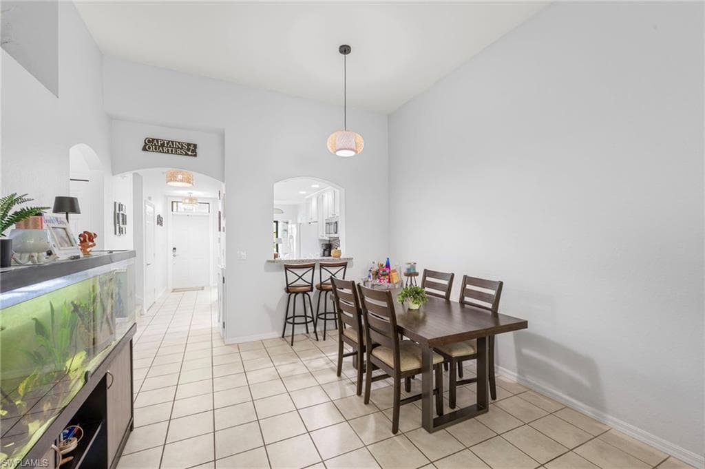 7715 Woodbrook Cir 3402, Naples, FL 34104-11