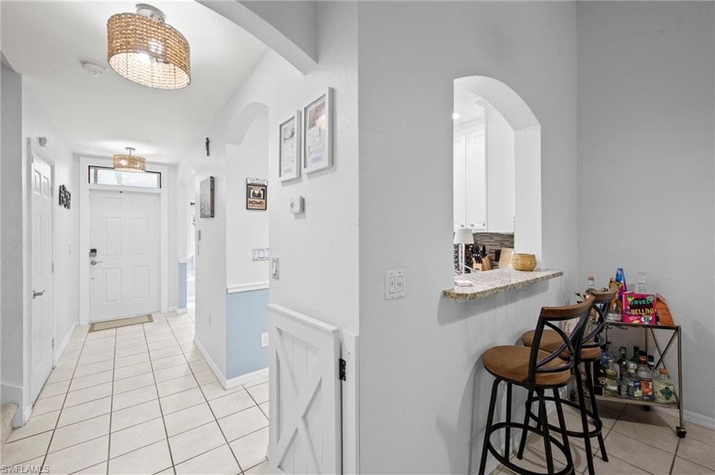 7715 Woodbrook Cir 3402, Naples, FL 34104-14