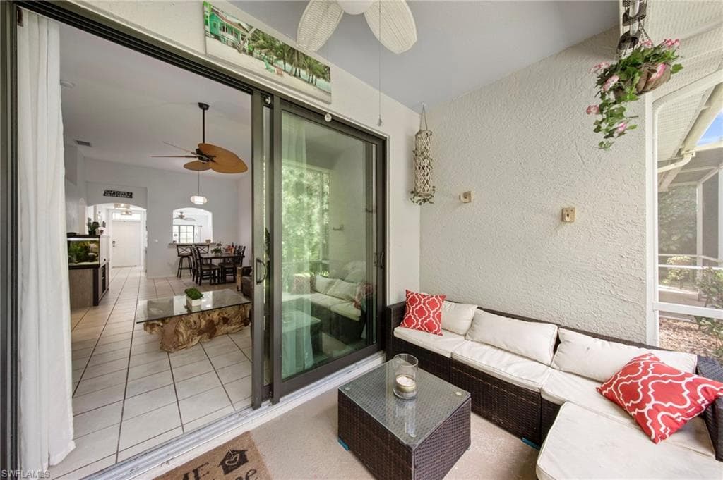 7715 Woodbrook Cir 3402, Naples, FL 34104-26