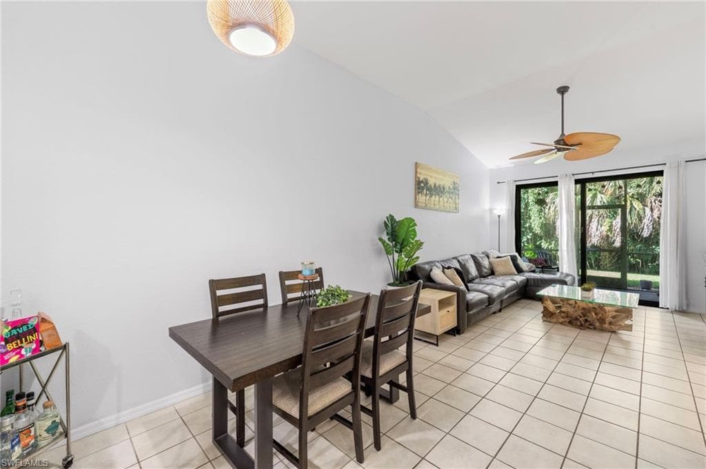 7715 Woodbrook Cir 3402, Naples, FL 34104-5