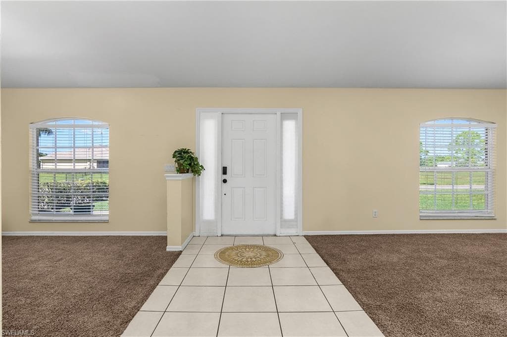 2905 1st Pl, Cape Coral, FL 33909-20
