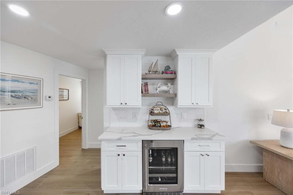 9905 Treasure Cay Ln, Bonita Springs, FL 34135-12