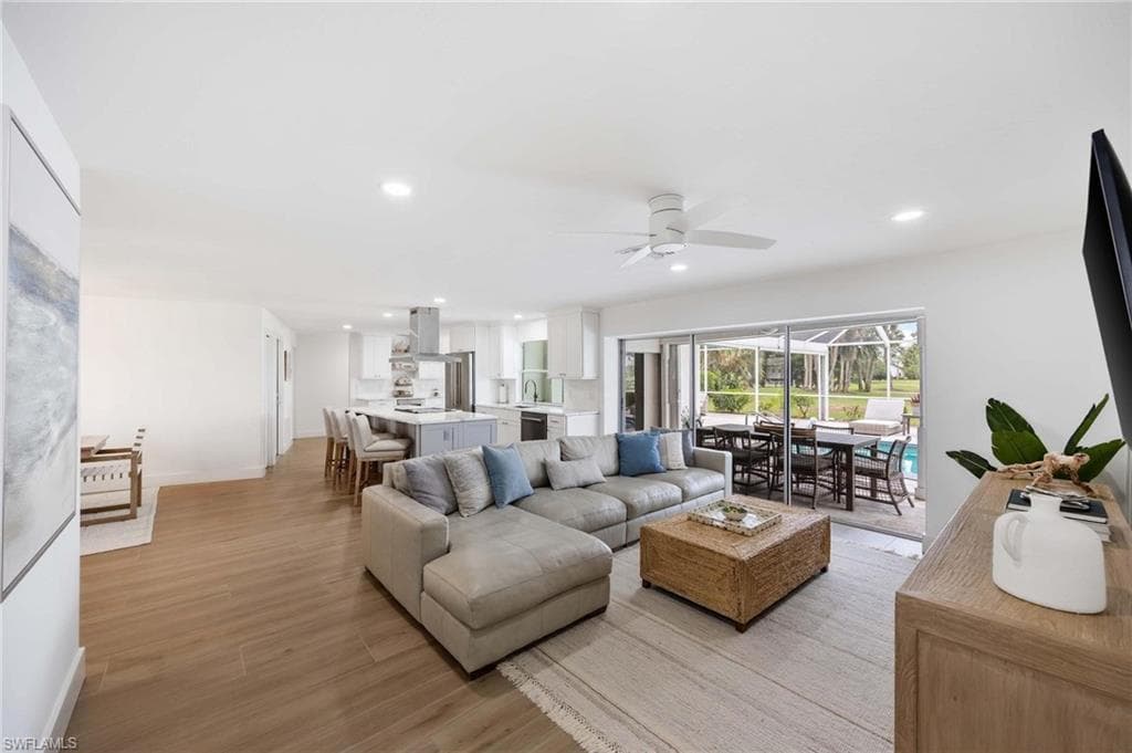 9905 Treasure Cay Ln, Bonita Springs, FL 34135-25