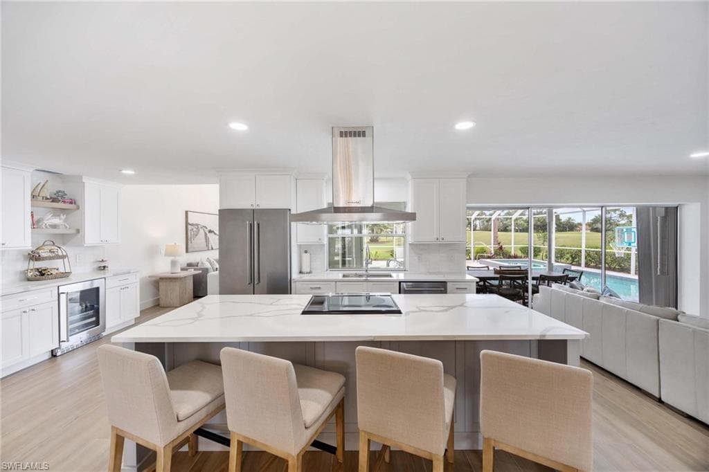 9905 Treasure Cay Ln, Bonita Springs, FL 34135-5