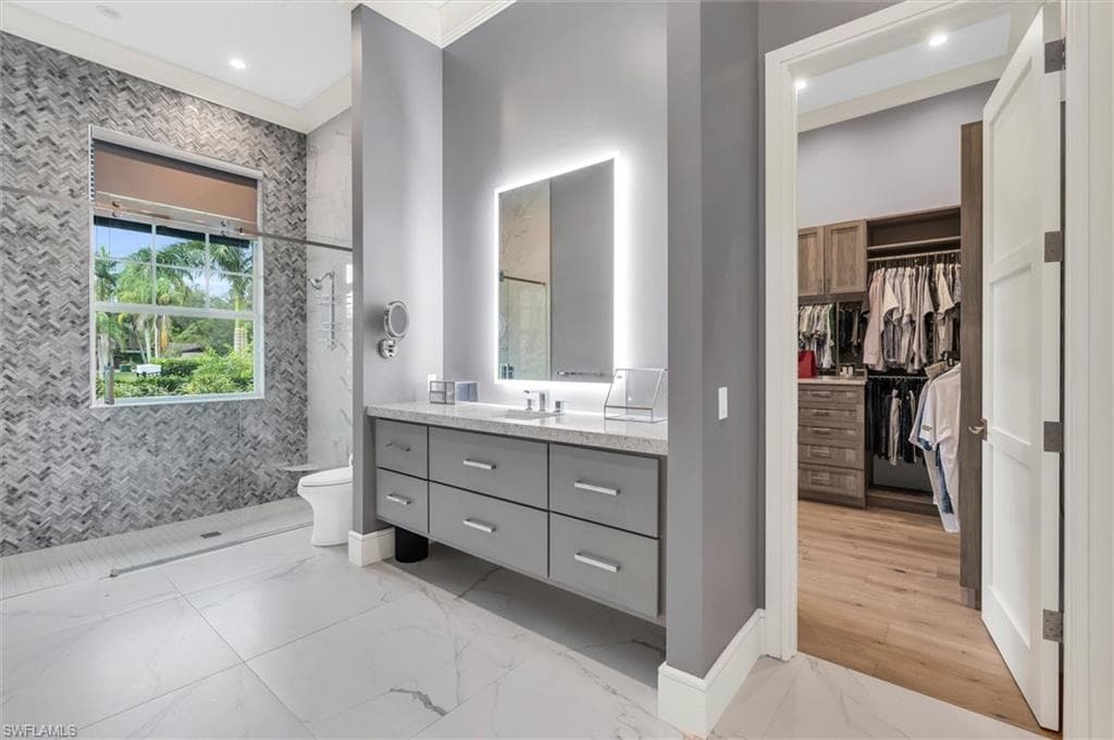 830 Cassena Rd, Naples, Fl 34108-12