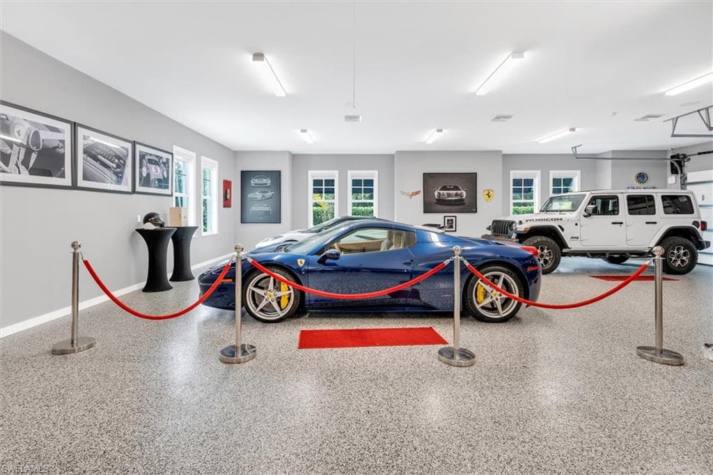 830 Cassena Rd, Naples, Fl 34108-28