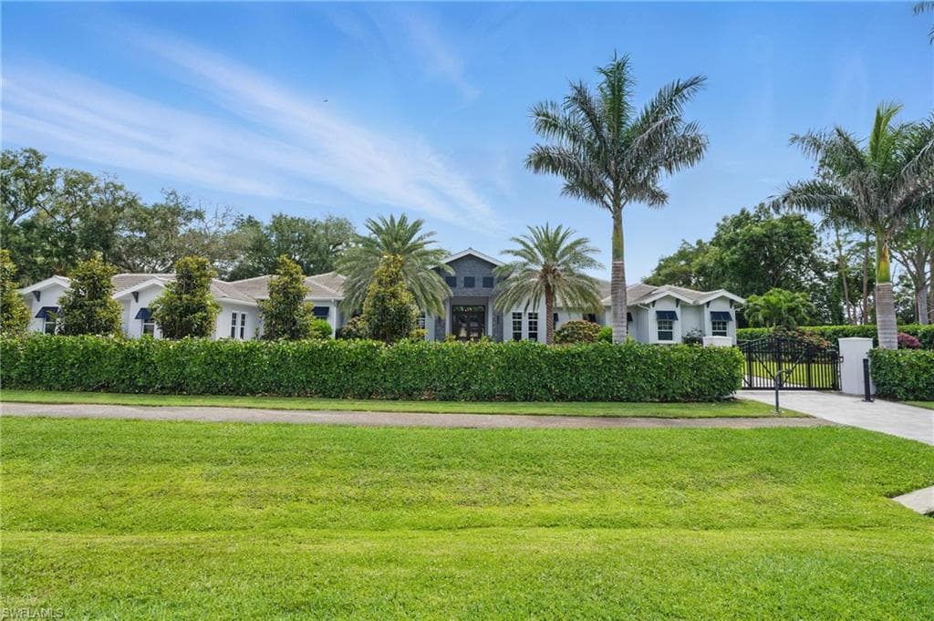 830 Cassena Rd, Naples, Fl 34108-38