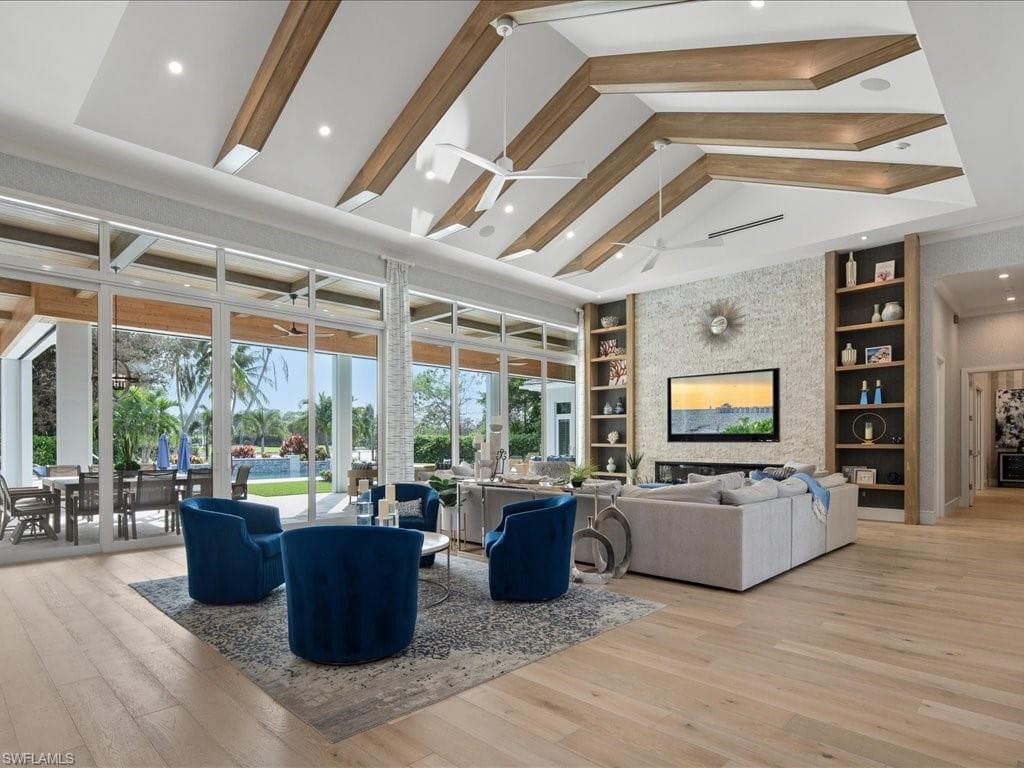 830 Cassena Rd, Naples, Fl 34108-3