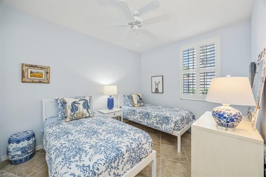 8380 Excalibur Cir H2, Naples, FL 34108-17