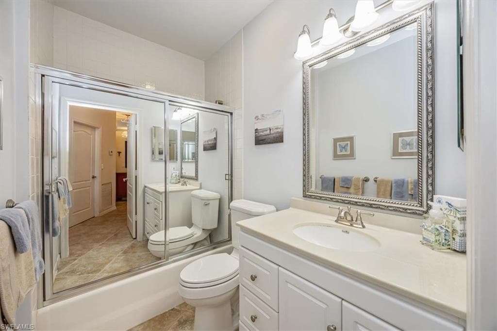 8380 Excalibur Cir H2, Naples, FL 34108-20