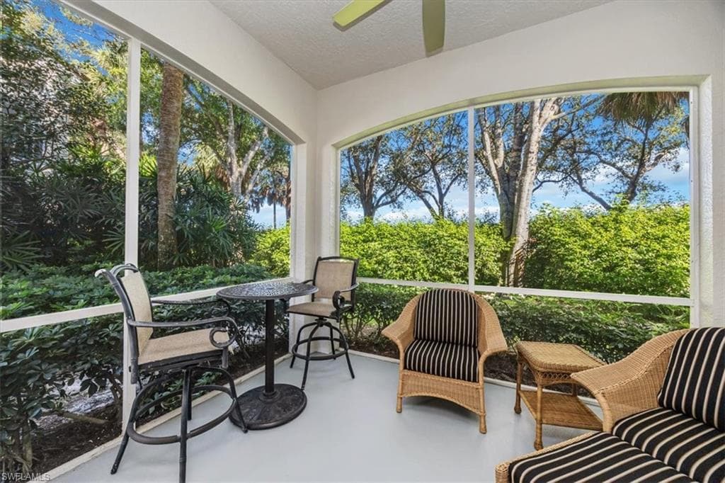 8380 Excalibur Cir H2, Naples, FL 34108-21