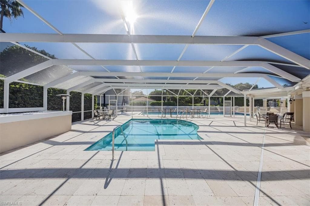 8380 Excalibur Cir H2, Naples, FL 34108-28