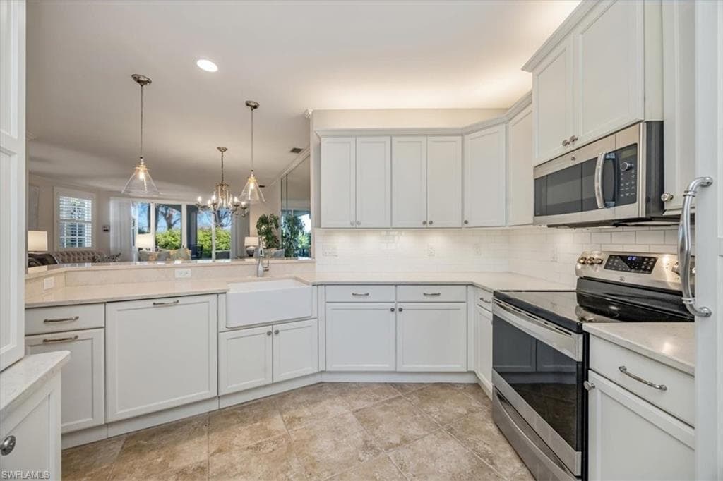 8380 Excalibur Cir H2, Naples, FL 34108-2