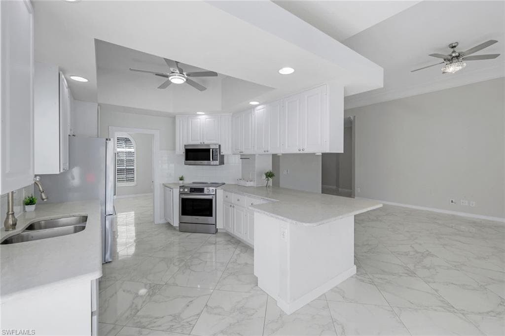 3759 Whidbey Way, Naples, FL 34119-8