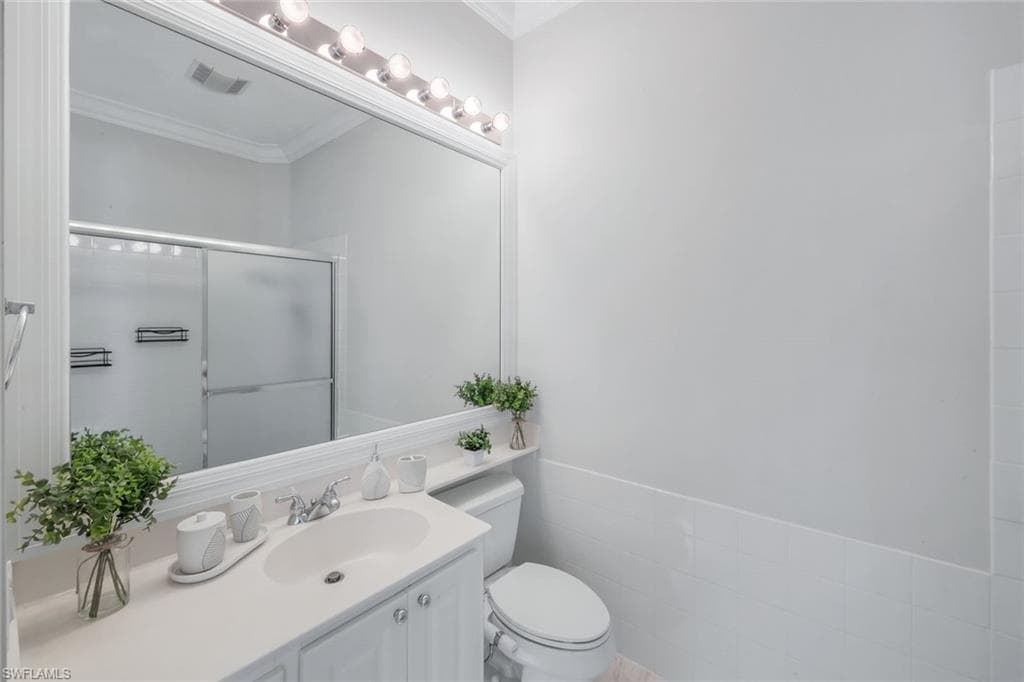 3759 Whidbey Way, Naples, FL 34119-21