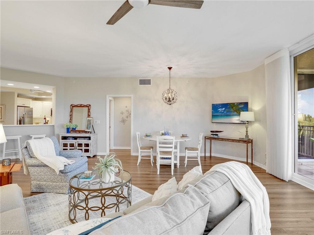 1001 Arbor Lake Dr 102, Naples, FL 34110-11