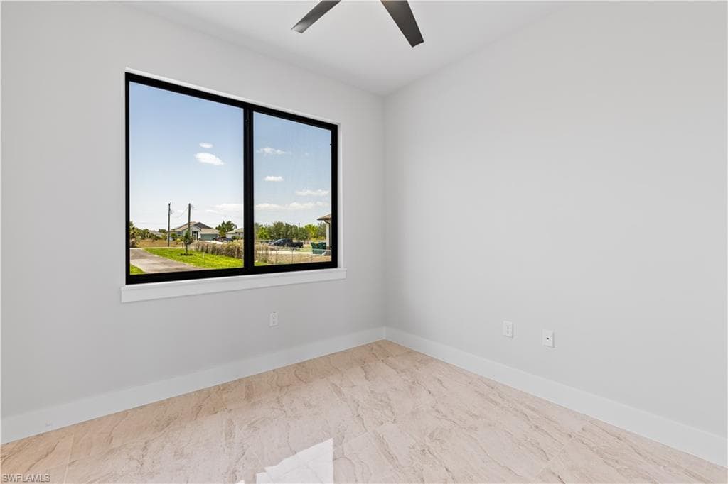 3571 Everglades Blvd S, Naples, FL 34117-13