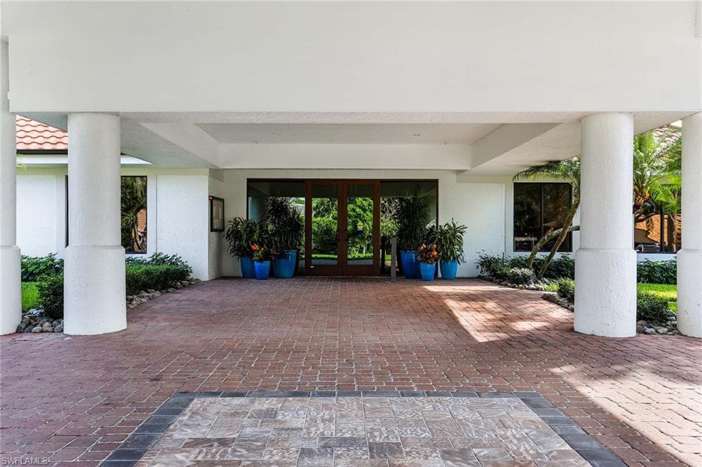 4588 Andover Way 304a, Naples, FL 34112-33