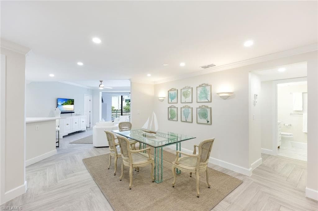 2166 Anchorage Ln A, Naples, FL 34104-10