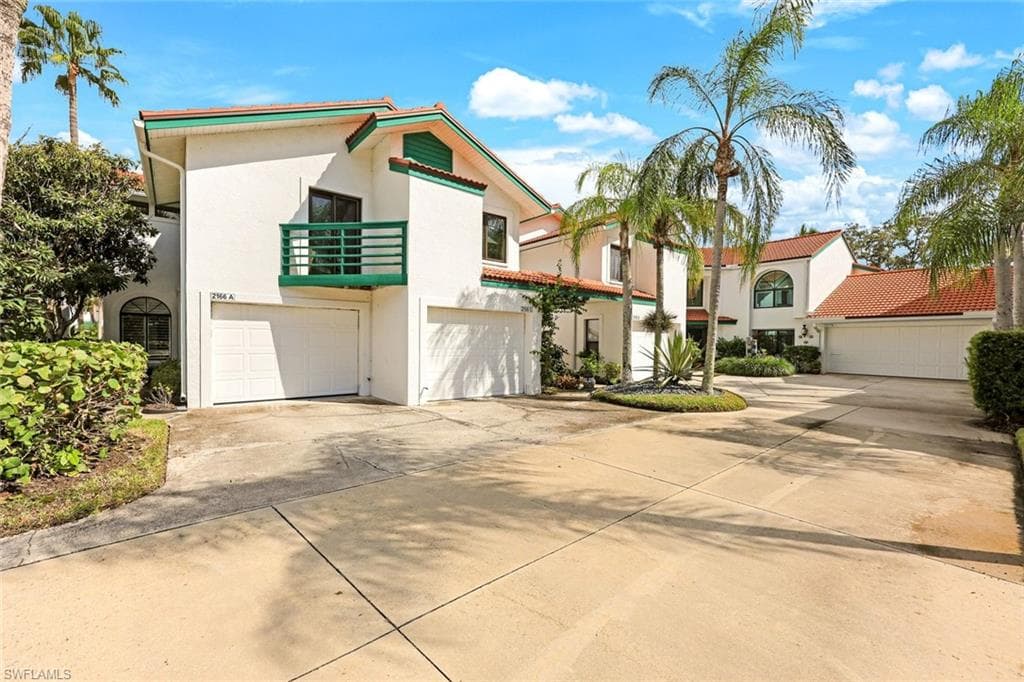 2166 Anchorage Ln A, Naples, FL 34104-2