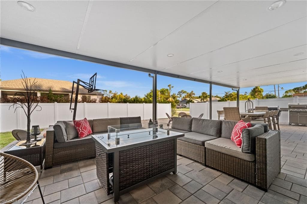 18281 Fuchsia Rd, Fort Myers, FL 33967-28