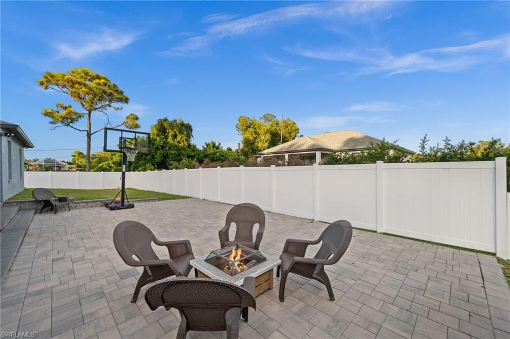 18281 Fuchsia Rd, Fort Myers, FL 33967-31