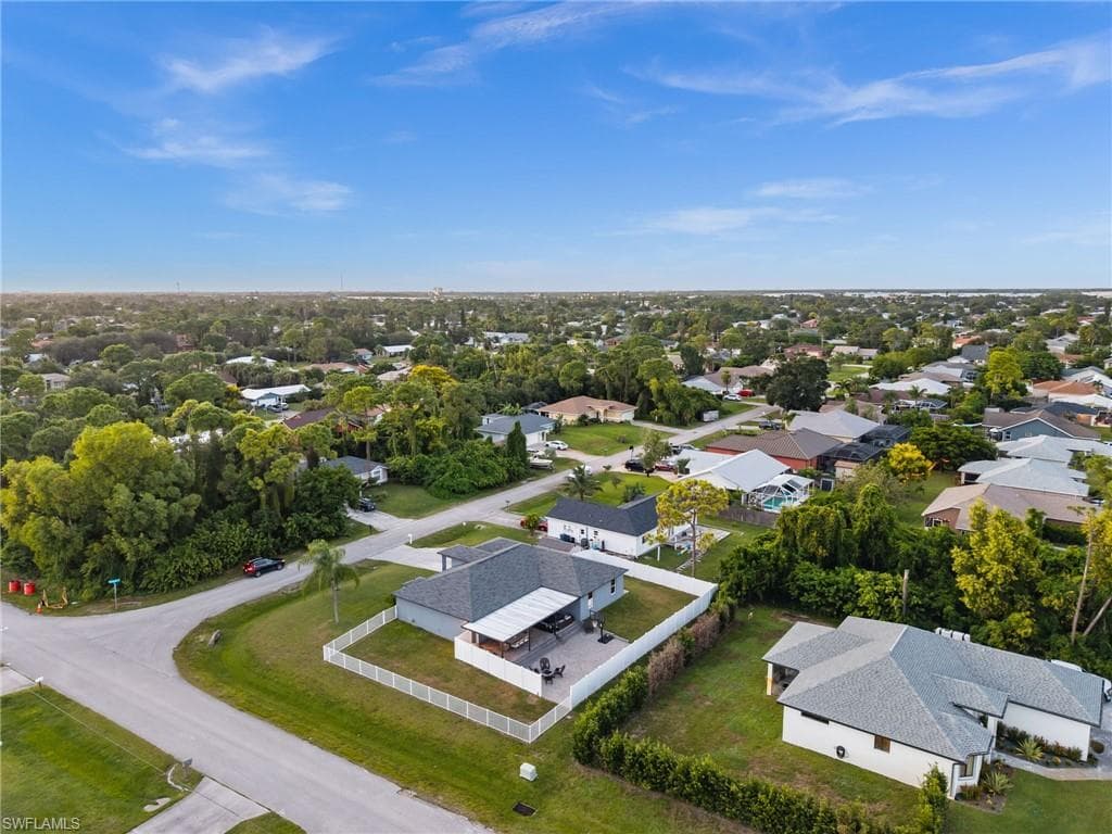 18281 Fuchsia Rd, Fort Myers, FL 33967-35