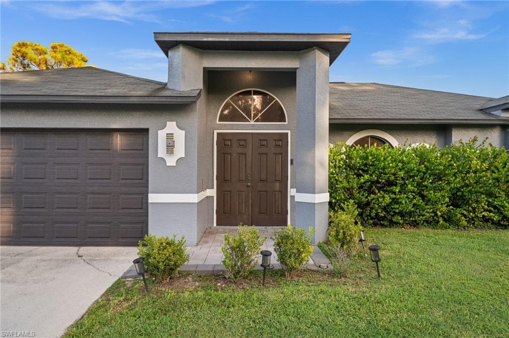 18281 Fuchsia Rd, Fort Myers, FL 33967-2