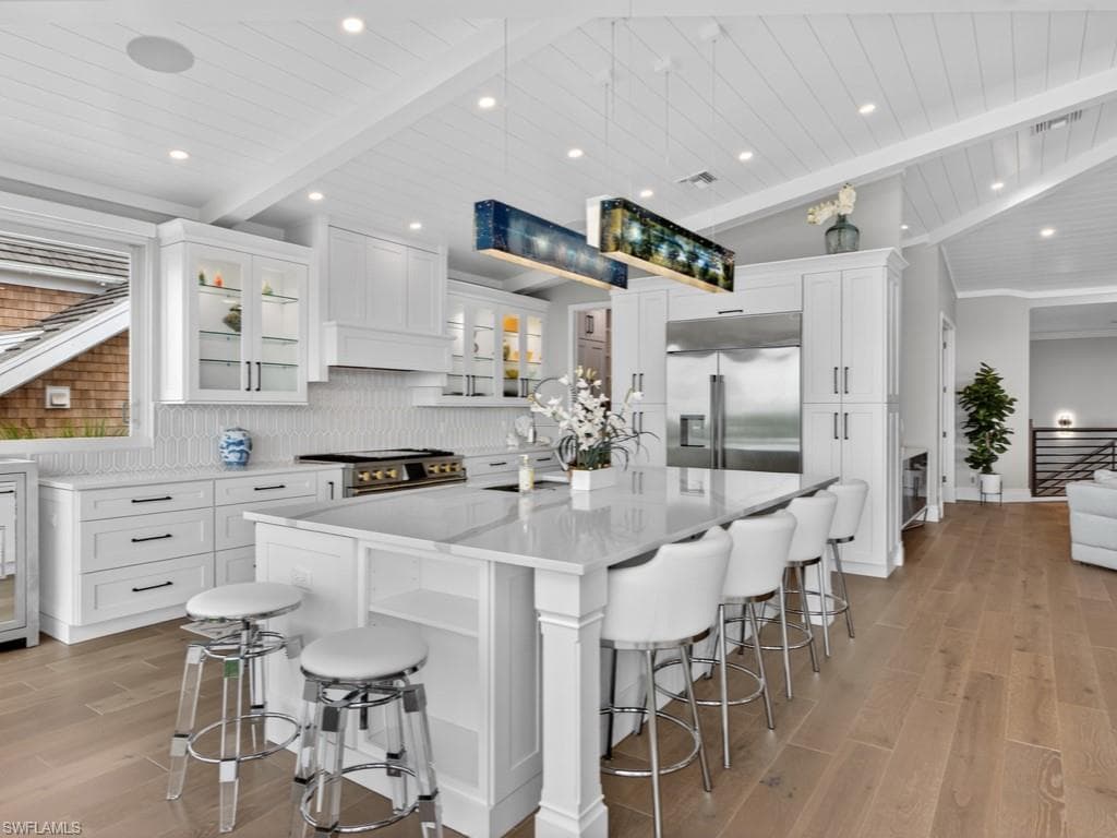 680 Waterside Dr, Marco Island, FL 34145-8