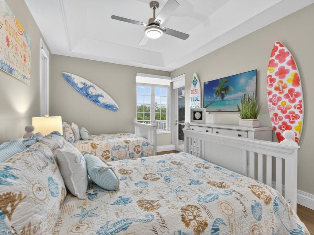 680 Waterside Dr, Marco Island, FL 34145-21