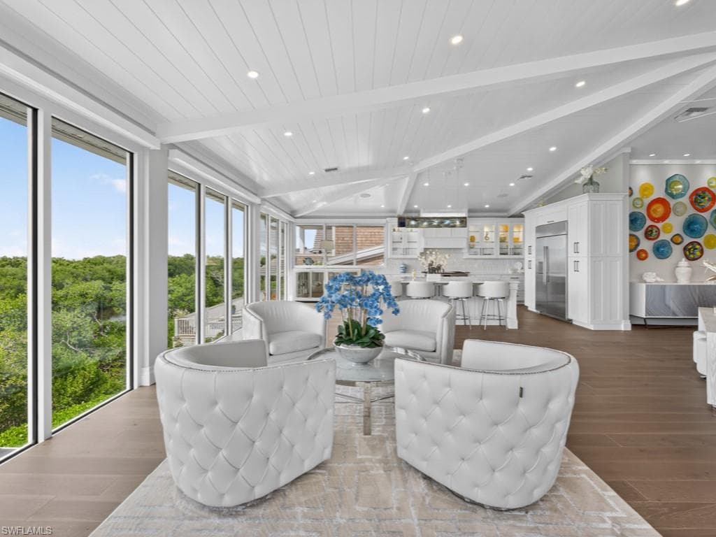680 Waterside Dr, Marco Island, FL 34145-5