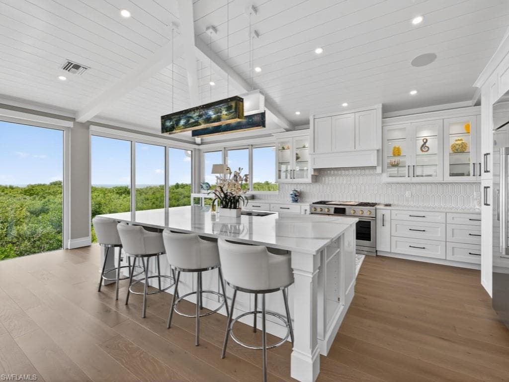 680 Waterside Dr, Marco Island, FL 34145-7