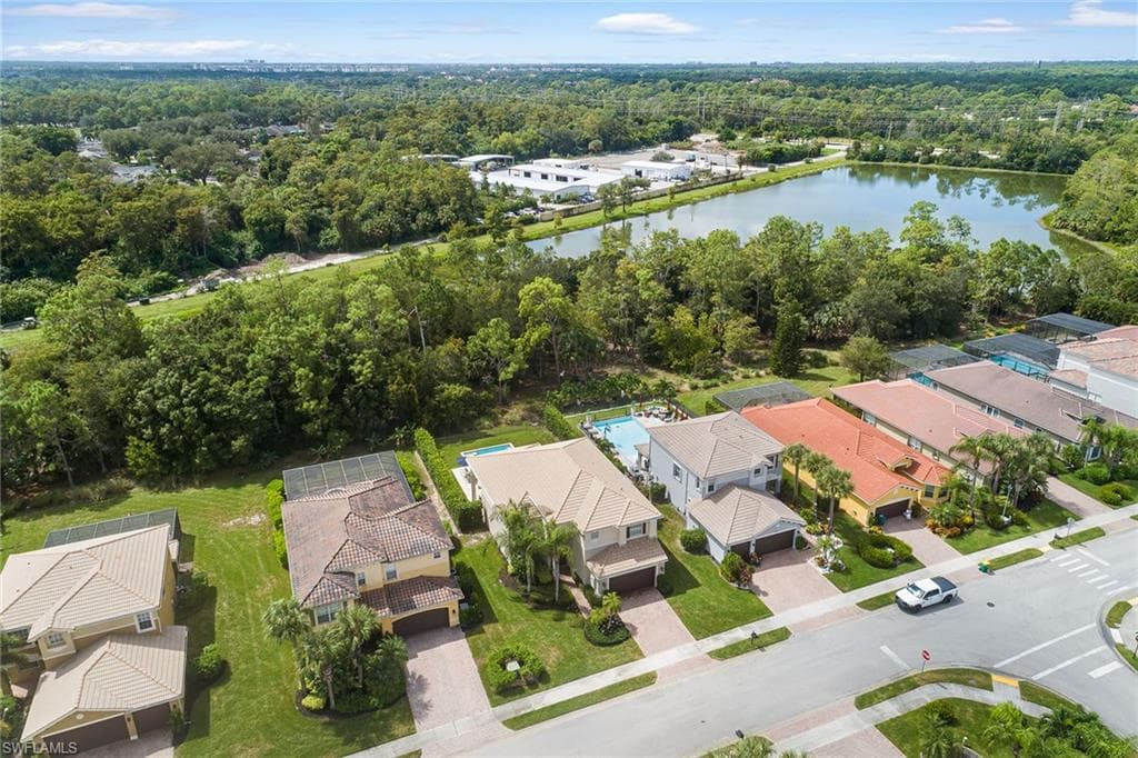 6816 Del Mar Ter, Naples, FL 34105-22