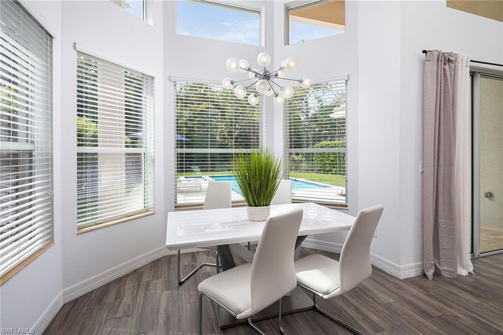 6816 Del Mar Ter, Naples, FL 34105-6