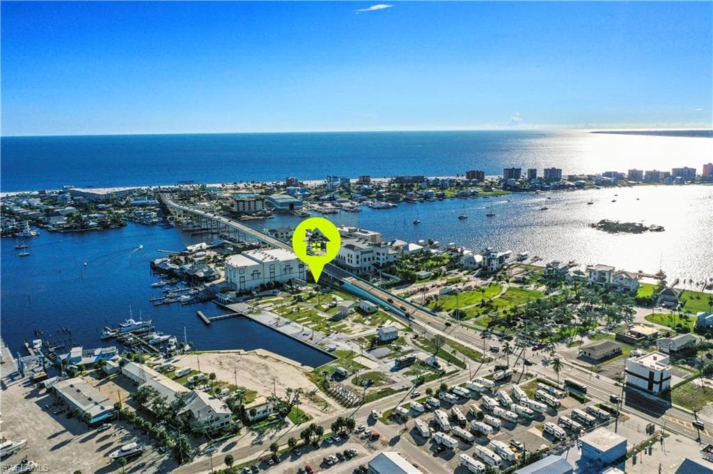 19281 San Carlos Blvd, Fort Myers Beach, FL 33931-1