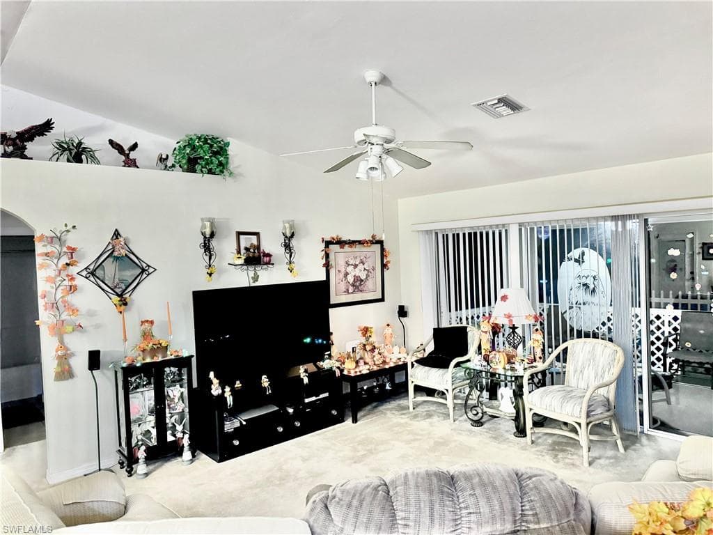 2903 38th St SW, Lehigh Acres, FL 33976-8