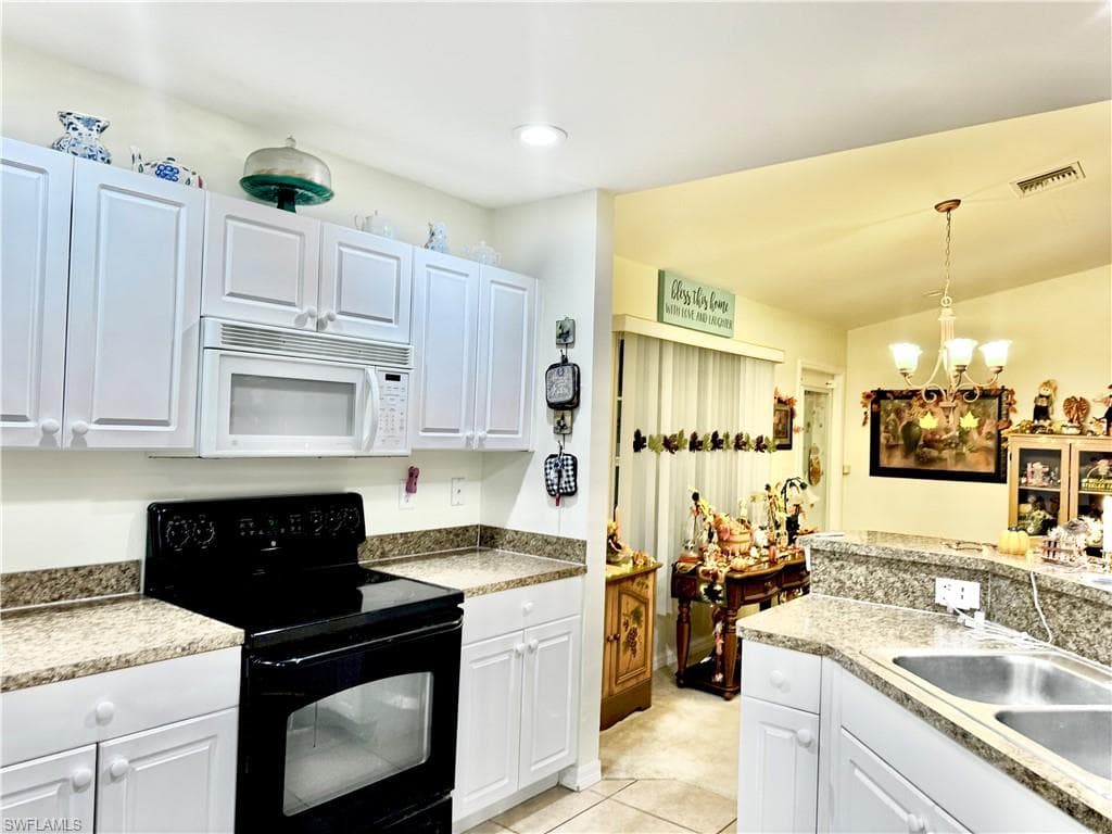 2903 38th St SW, Lehigh Acres, FL 33976-10