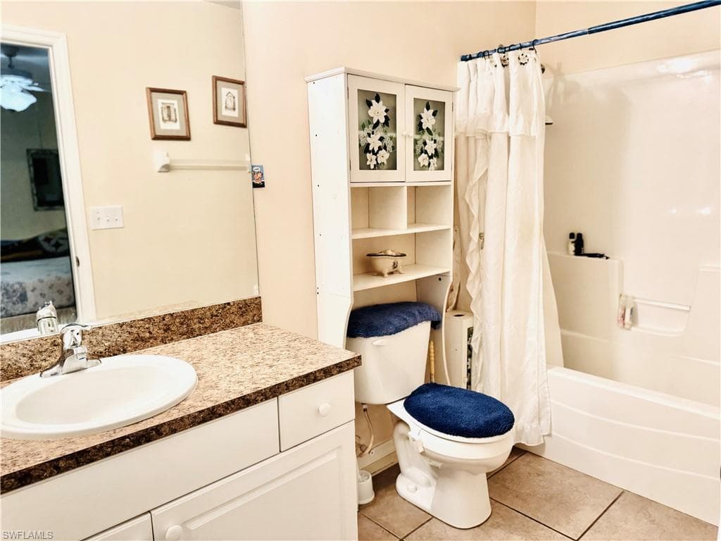 2903 38th St SW, Lehigh Acres, FL 33976-21