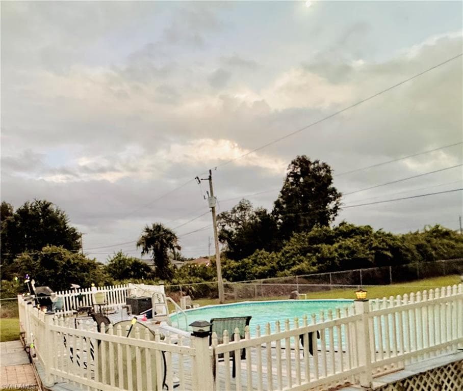 2903 38th St SW, Lehigh Acres, FL 33976-32