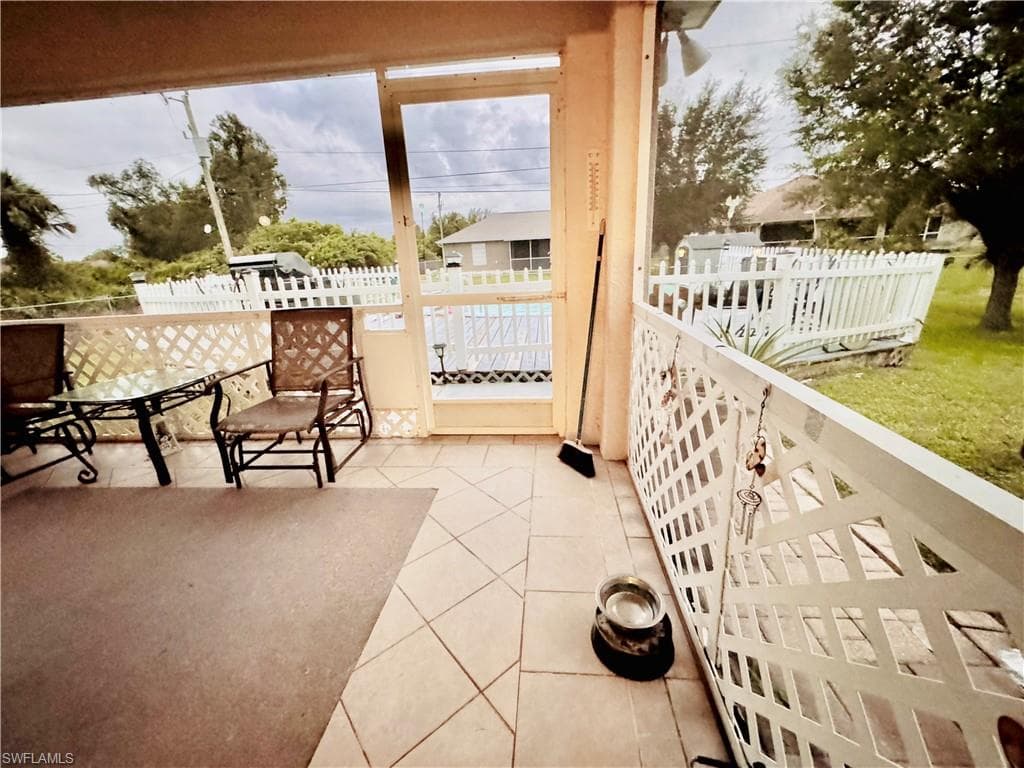2903 38th St SW, Lehigh Acres, FL 33976-33
