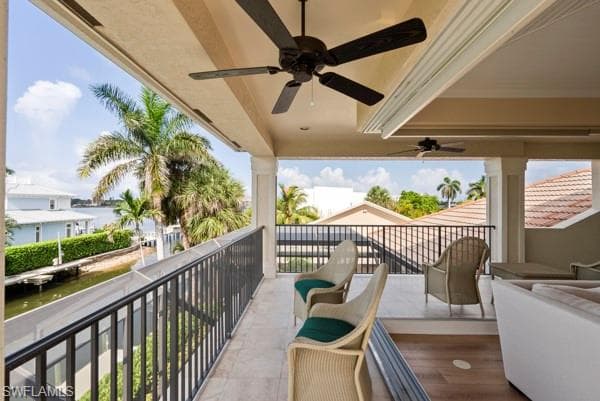 1400 Jewel Box Ave, Naples, FL 34102-16