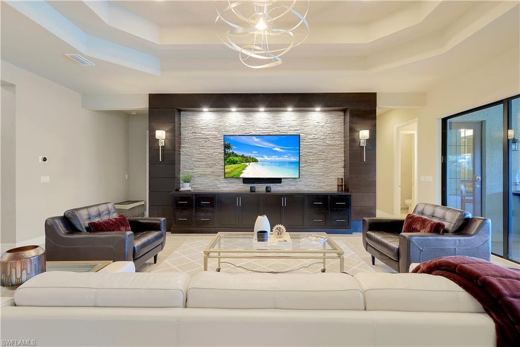 4394 Caldera Cir, Naples, FL 34119-5