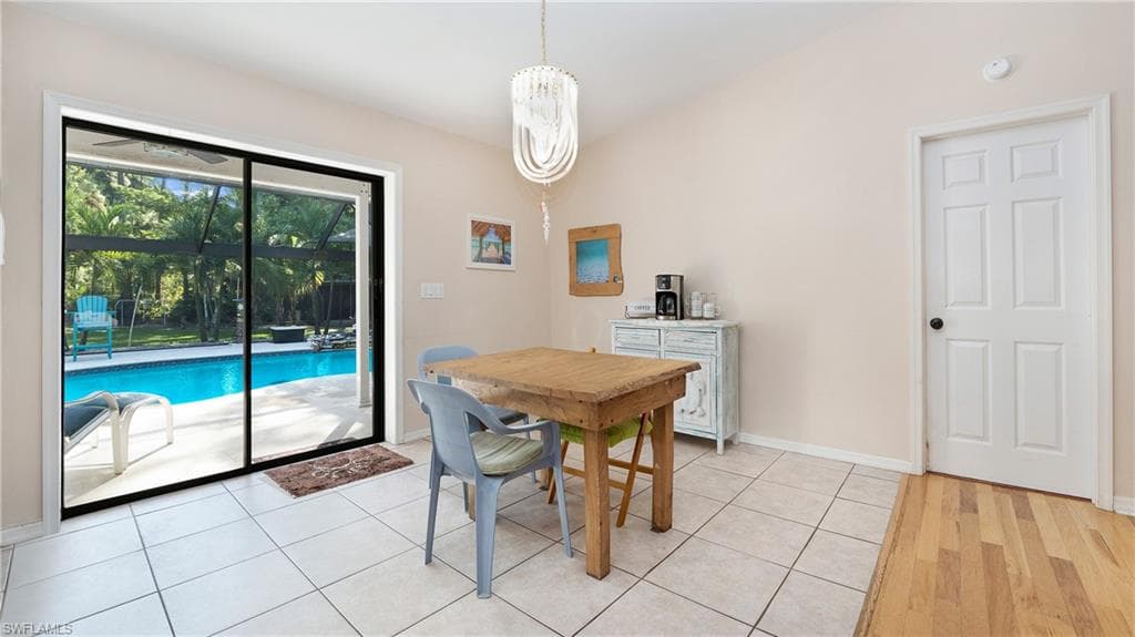 25187 Papillion Dr, Bonita Springs, FL 34135-12