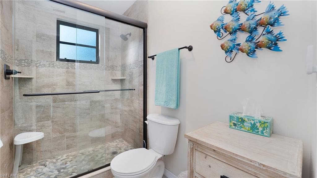 25187 Papillion Dr, Bonita Springs, FL 34135-18