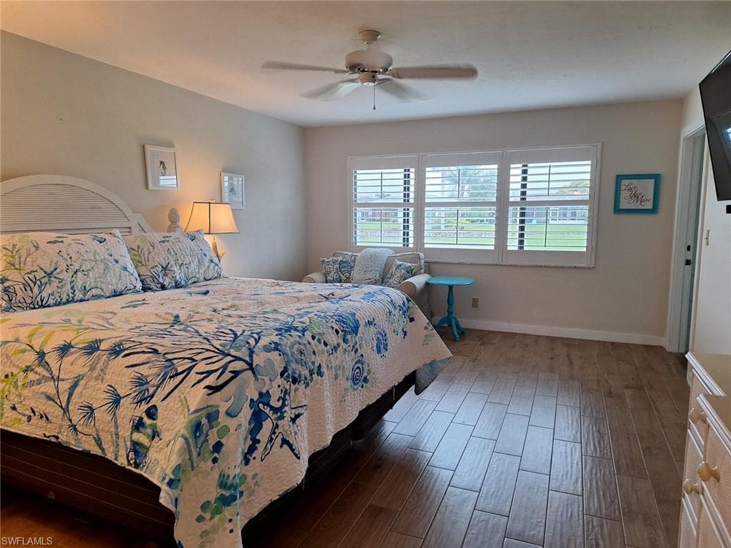 196 Albi Rd 5, Naples, FL 34112-11